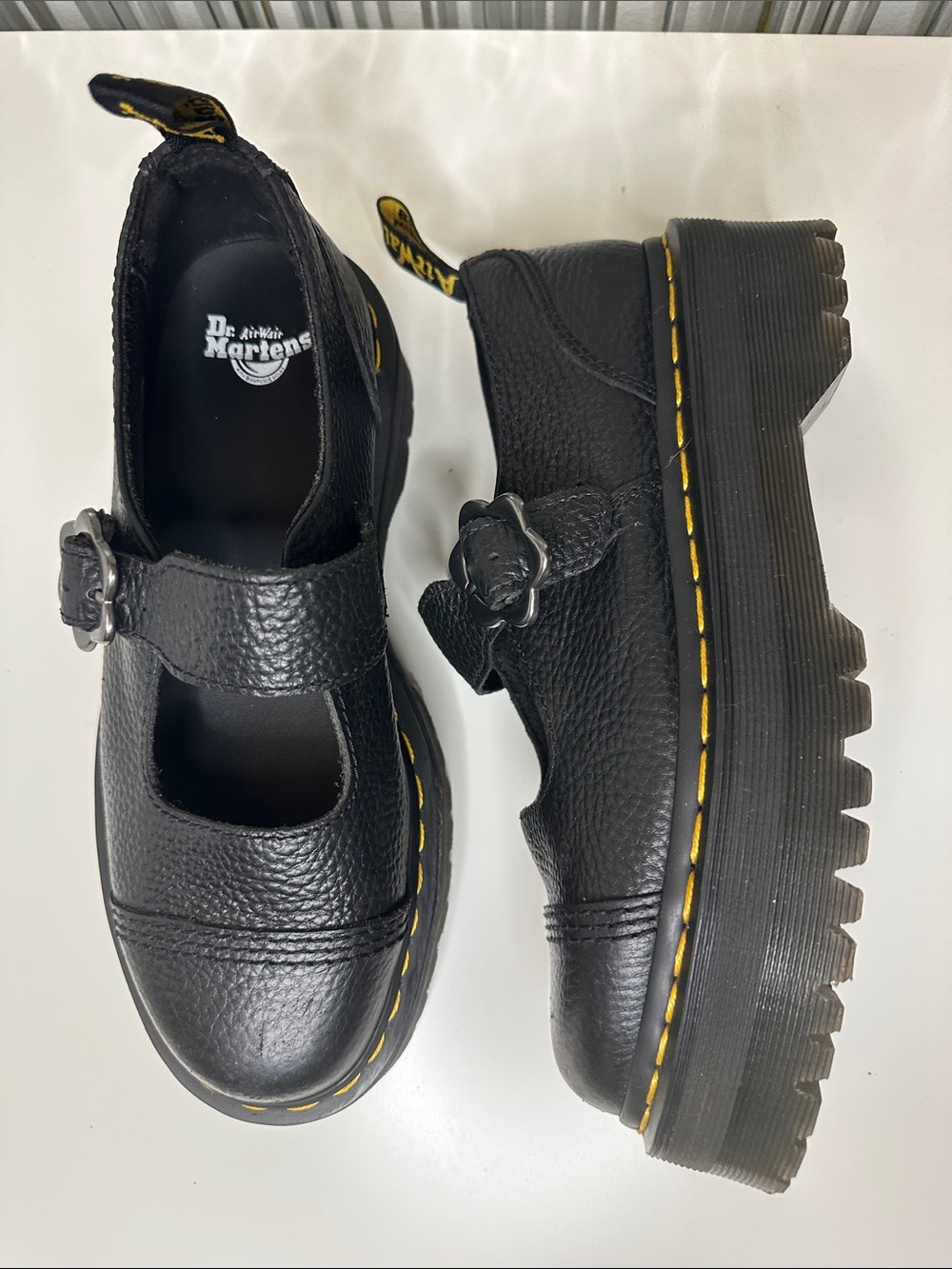 Dr. Martens - Addina Flower Buckle Platform - Picture 5 of 8